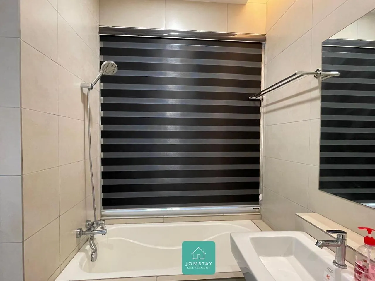 Jomstay Octagon Palm Suites Ipoh Lejlighed