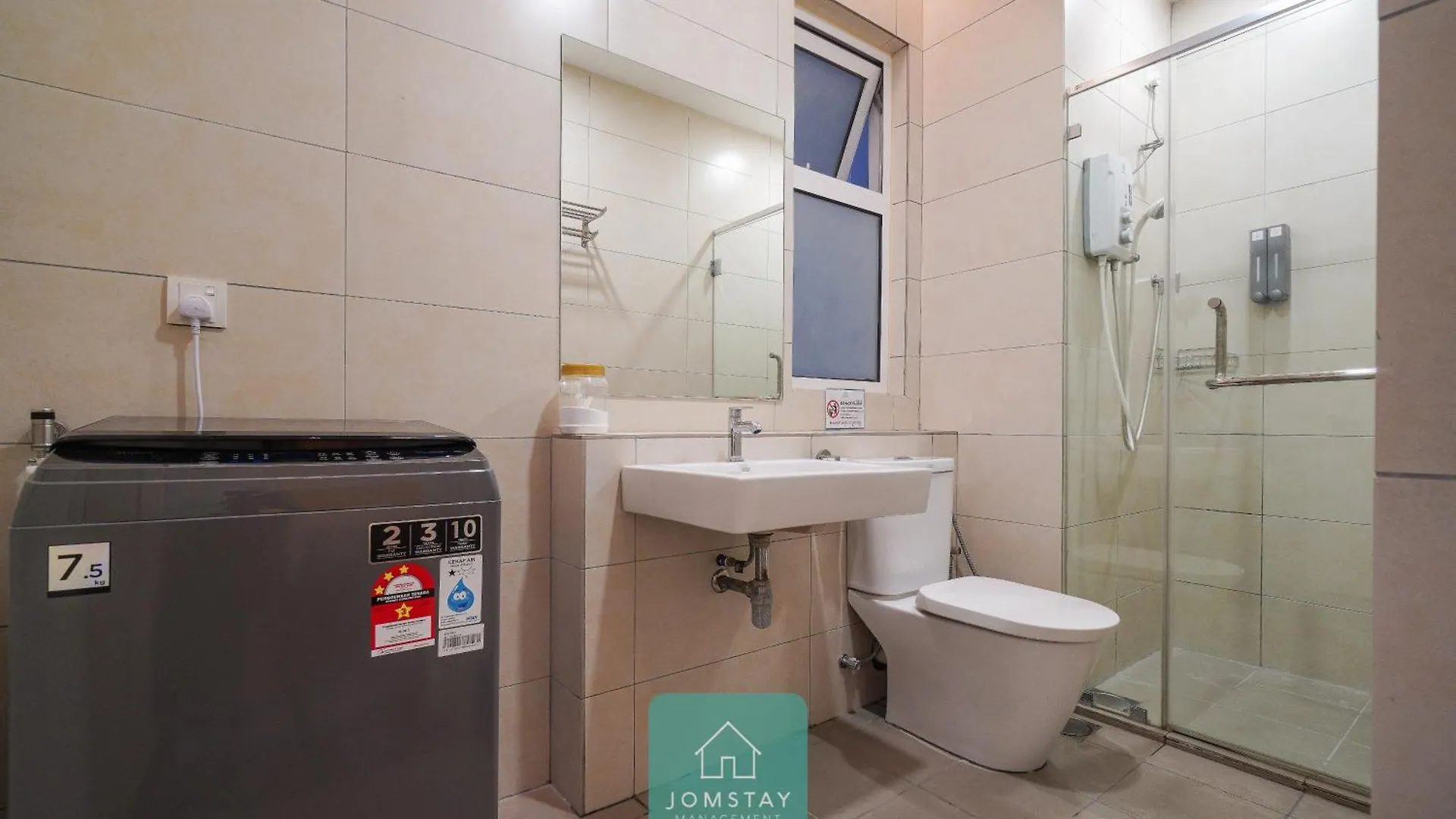 Jomstay Octagon Palm Suites Ipoh 0*,