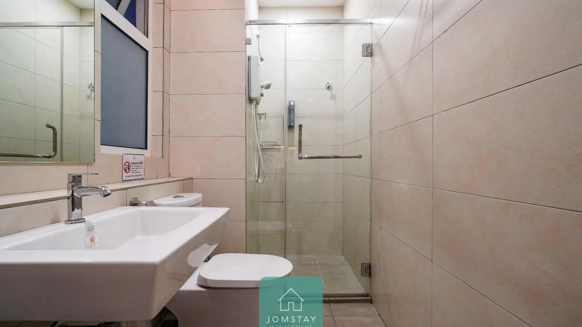 Jomstay Octagon Palm Suites Ipoh
